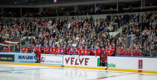 Latvijas hokeja izlase aizraujošā mačā piekāpjas Krievijas valstsvienībai 