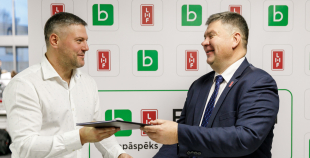  Jaunā hokeja sezona rit pilnā sparā - visas Latvijas hokeja valstsvienības ir uz laukuma 