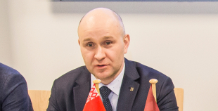 Latvijas Hokeja federācija un Baltkrievijas Hokeja federācija paraksta līgumu par 2021.gada PČ organizēšanu