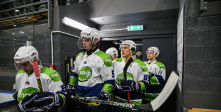 "Mogo" ar 5:3 sezonas pirmajā spēlē sarūgtina čempionus "Kurbads"