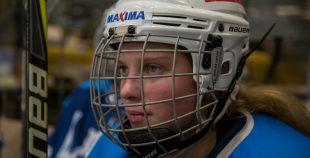 Vakar tika aizvadīta pirmā "Optibet" Baltijas sieviešu hokeja čempionāta spēle starp SHK "Laima" un "L&L Hope"