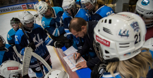 Vakar tika aizvadīta pirmā "Optibet" Baltijas sieviešu hokeja čempionāta spēle starp SHK "Laima" un "L&L Hope"