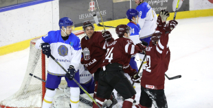 FOTO: Latvija - Kazahstāna (2:3 pēcspēles metienos)