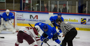 Latvijas U-18 izlase turnīru Jelgavā noslēdz ar neveiksmi pret kazahiem 