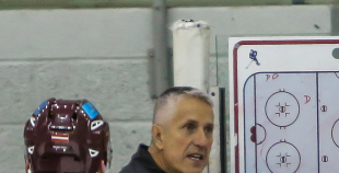 Piektdienas treniņā izlases rindas papildina vairāki līderi