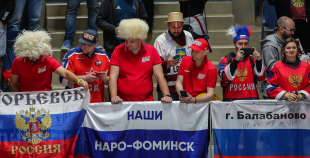 Latvijas hokeja izlase sīvā cīņā atzīst Krievijas valstsvienības pārākumu 