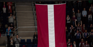 Latvija izlase ar skaistiem vārtiem izcīna uzvaru pār Austriju!