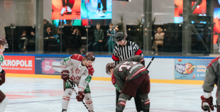 “Akropoles” ledus arēnā prezentētas Latvijas hokeja izlases jaunās formas