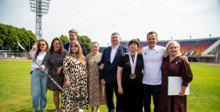 Latvijas hokeja izlase saņem solītās biļetes uz Dziesmu un Deju svētkiem