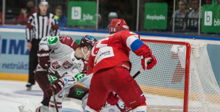 Latvijas hokeja izlase aizraujošā mačā piekāpjas Krievijas valstsvienībai 