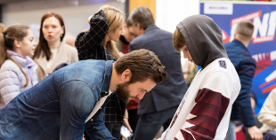 Latvijas izlases hokejisti un treneri tiekas ar līdzjutējiem!