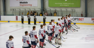 HS "Rīga" ar 4:3 negaidīti uzvar čempionvienību "Kurbads", "Prizma" turpina uzvaras gājienu 