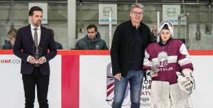 Latvijas sieviešu izlase Pasaules čempionāta atklāšanas mačā piekāpjas Slovākijai