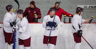 FOTO: Latvijas U-20 hokeja izlases treniņš (02.12)