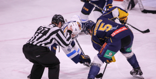 FOTO: "Kurbads" - HS "Rīga" 9:0