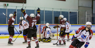 FOTO: HS "Rīga2002" - "Zemgale/Juniors" 5:2