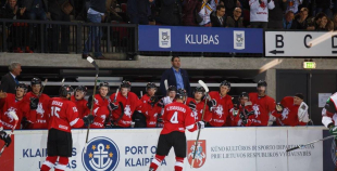 Latvijas klubu izlase aizraujošā cīņā uzvar Lietuvu un Dariusu Kasparaiti 