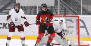 Mūsu U-18 hokejisti fantastiski cīnās un iegūst astoto vietu pasaulē!