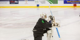 Latvijas nacionālā hokeja izlase aizvada pirmo kopīgo ledus treniņu