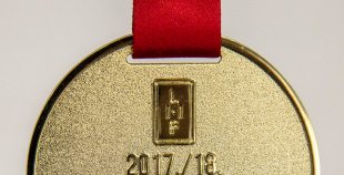 FOTO: Apbalvotas LBJČH labākās komandas un rezultatīvākie spēlētāji