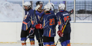 Ar aizraujošiem mačiem noslēdzies Rīgas atklātais skolu čempionāts