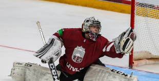 U18 izlase pieveic arī kazahus un čempionātu noslēdz ar perfektu bilanci