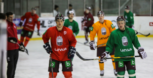 Hārtlija vadībā izlase gatavojas cīņai pret Kanādu