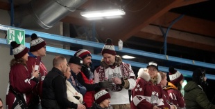 Latvijas izlase sagrauj Itāliju un iekļūst Jaunatnes olimpiādes pusfinālā