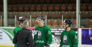 Hārtlija vadībā izlase gatavojas cīņai pret Kanādu