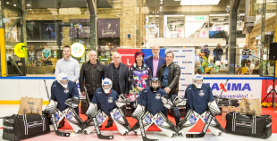 FOTO: Atklāta Latvijas jauno hokeja vārtsargu atbalsta programma