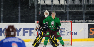 FOTO: Latvijas izlases treniņš Seržī ledus arēnā 