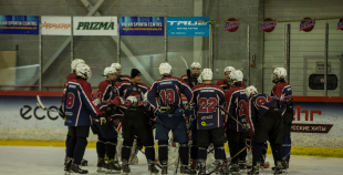 JAHL: "Prizma" - "Venta 2002" 7:4