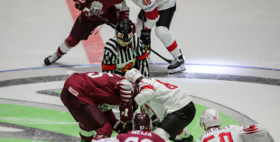 Latvijas izlase lieliski cīnās, taču mača izskaņā piekāpjas Šveicei