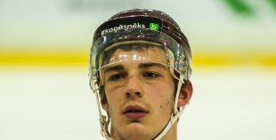 FOTO: U-20 izlases pirmdienas ledus treniņš "Volvo" ledus hallē 