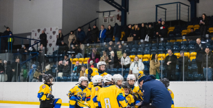 FOTO: U-9 sabraukums Ventspilī