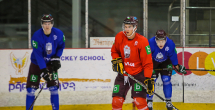 FOTO: Latvijas hokeja izlase aizvada pirmo treniņu gatavojoties pasaules čempionātam