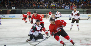 Latvijas klubu izlase aizraujošā cīņā uzvar Lietuvu un Dariusu Kasparaiti 