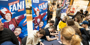 Latvijas izlases hokejisti un treneri tiekas ar līdzjutējiem!