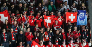 Latvijas izlase lieliski cīnās, taču mača izskaņā piekāpjas Šveicei