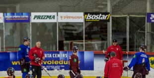 Nosaukts Latvijas nacionālās hokeja izlases sastāvs pēdējām pārbaudes spēlēm ar Šveici
