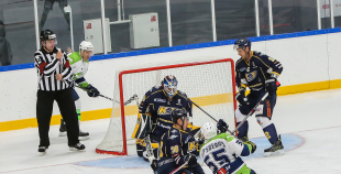 "Mogo" ar 5:3 sezonas pirmajā spēlē sarūgtina čempionus "Kurbads"