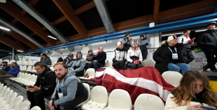 Latvijas izlase sagrauj Itāliju un iekļūst Jaunatnes olimpiādes pusfinālā