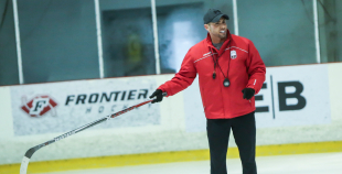 FOTO: Latvijas U-20 izlase uzsāk treniņnometni pirms pasaules čempionāta Francijā 