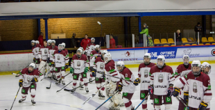 Latvijas U-18 izlase vēl vienā ilgstošā bullīšu sērijā svin uzvaru pār Baltkrieviju