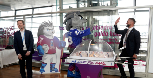 Lidostā “Rīga” atklāta IIHF Pasaules Čempionāta Hokejā informācijas un atpūtas zona faniem