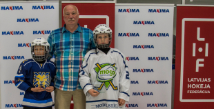 FOTO: Apbalvotas LBJČH labākās komandas un rezultatīvākie spēlētāji