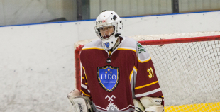 HS "Rīga" ar 4:3 negaidīti uzvar čempionvienību "Kurbads", "Prizma" turpina uzvaras gājienu 