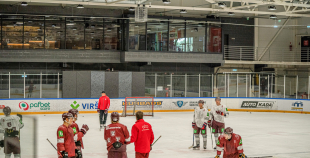 Latvijas hokeja izlase uzsāk nometni pirms OS atlases turnīra