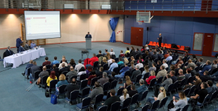 LHF rīkoto Vecāku asambleju apmeklē interesenti ļoti kuplā skaitā