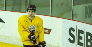 FOTO: U-20 izlases pirmdienas ledus treniņš "Volvo" ledus hallē 